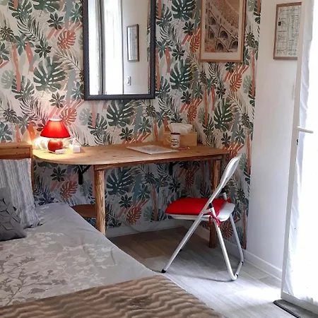Apartament Confortable Terrasse & Gare Et Centre 10 Min A Pied Nîmes