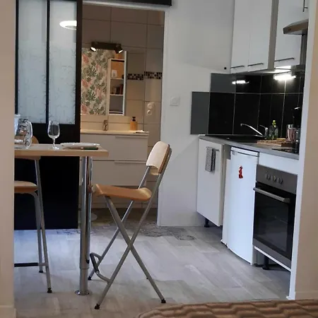 Confortable Terrasse & Gare Et Centre 10 Min A Pied Apartament Nîmes